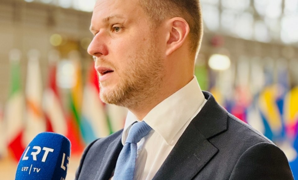 Lithuania’s Foreign Minister Landsbergis in Brussels: “The Ukrainians have been starved of ammunition. It’s a miracle that they can withstand so far”