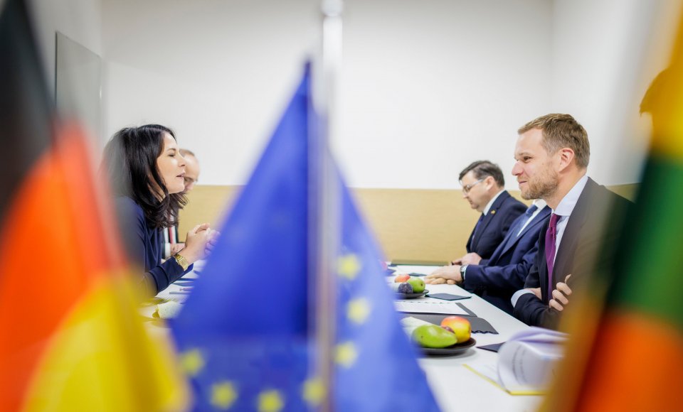 G. Landsbergis susitikime su A. Baerbock: „Vokietijos bei asmeninis ministrės ryžtas stiprinti Lietuvos ir regiono saugumą yra įkvepiančios lyderystės pavyzdys“