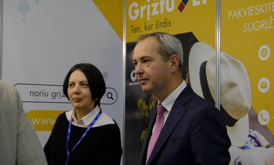 Viceministras J. Pranevičius Vilniaus knygų mugėje: Lietuva laukia grįžtančiųjų 