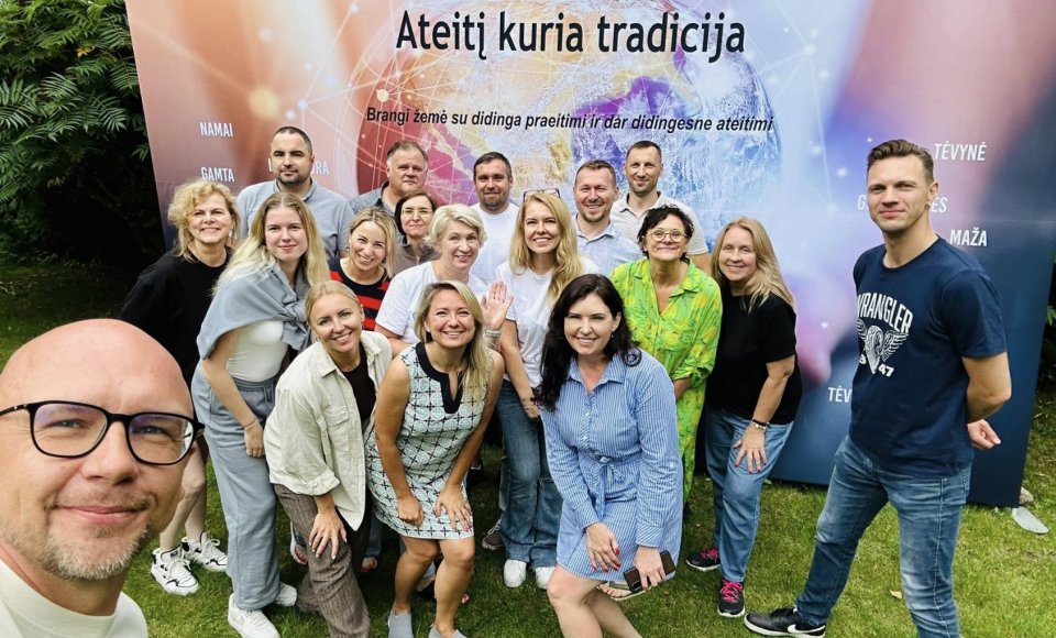 „Sugrįžimo raktas“: bendruomeniškumas padeda grįžtantiems sėkmingai integruotis Lietuvoje