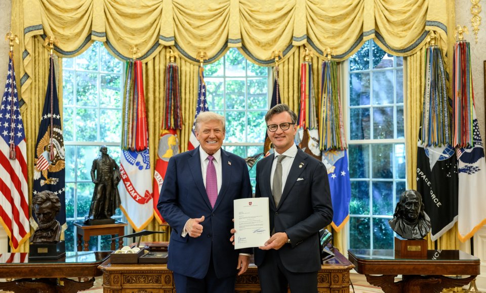 Ambasadorius G. Varvuolis įteikė skiriamuosius raštus JAV prezidentui D. Trumpui