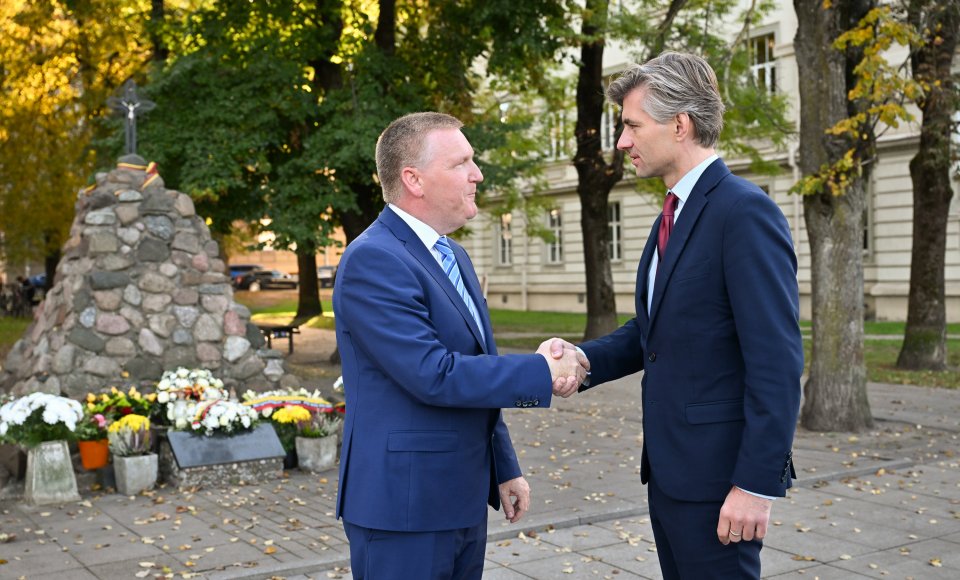K. Budrys, susitikęs su Europos komisaru M. McGrathu: gyva istorinė atmintis – efektyvus priešnuodis Rusijos dezinformacijai ir manipuliacijoms