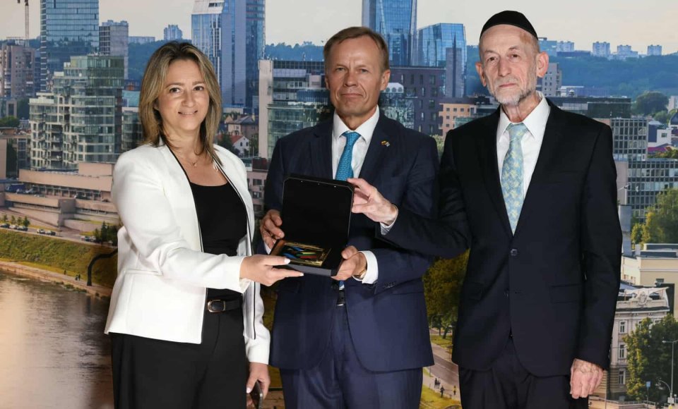 Annual “Team Lita Business Award” Presented in Israel