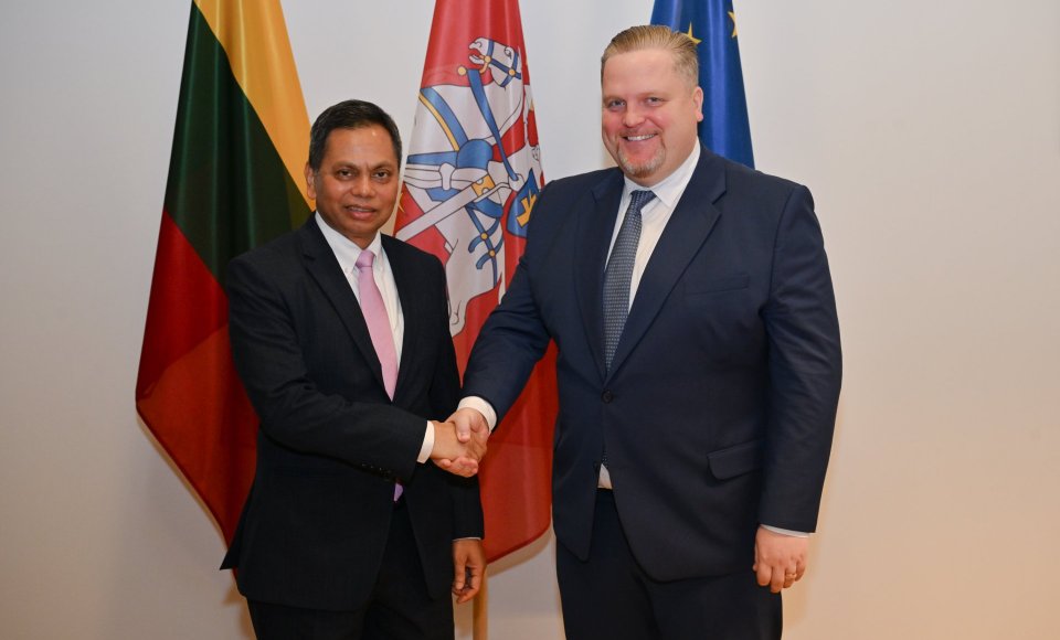 Viceministras T. Valys susitiko su Bangladešo, Tuniso ir Čilės ambasadoriais