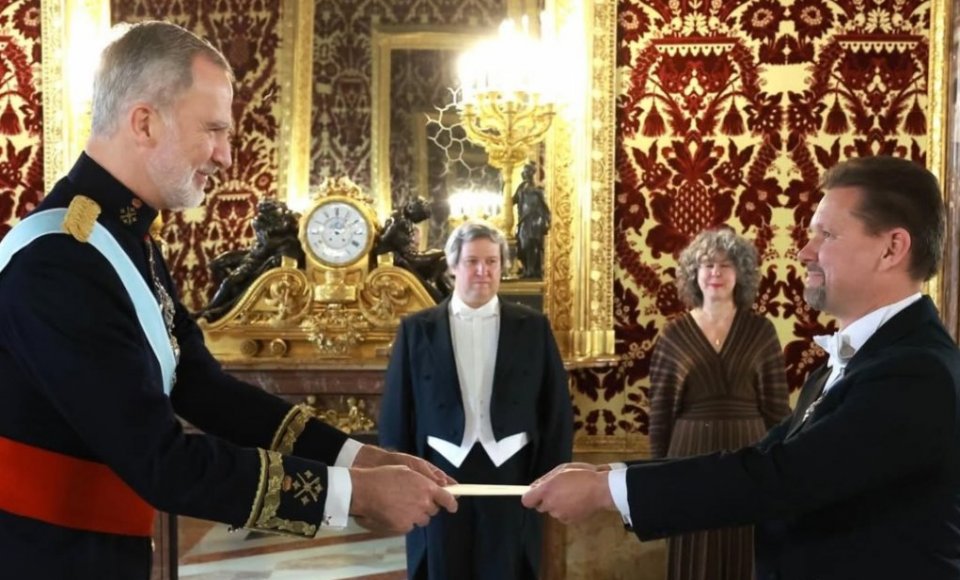 Ambassador Irnius presented his credentials to the King of Spain