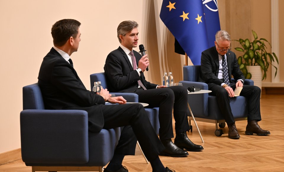 K. Budrys: tvirtas transatlantinis ryšys, parama Ukrainai ir tarptautine teise grįstos pasaulio tvarkos išsaugojimas – Lietuvos užsienio politikos prioritetai