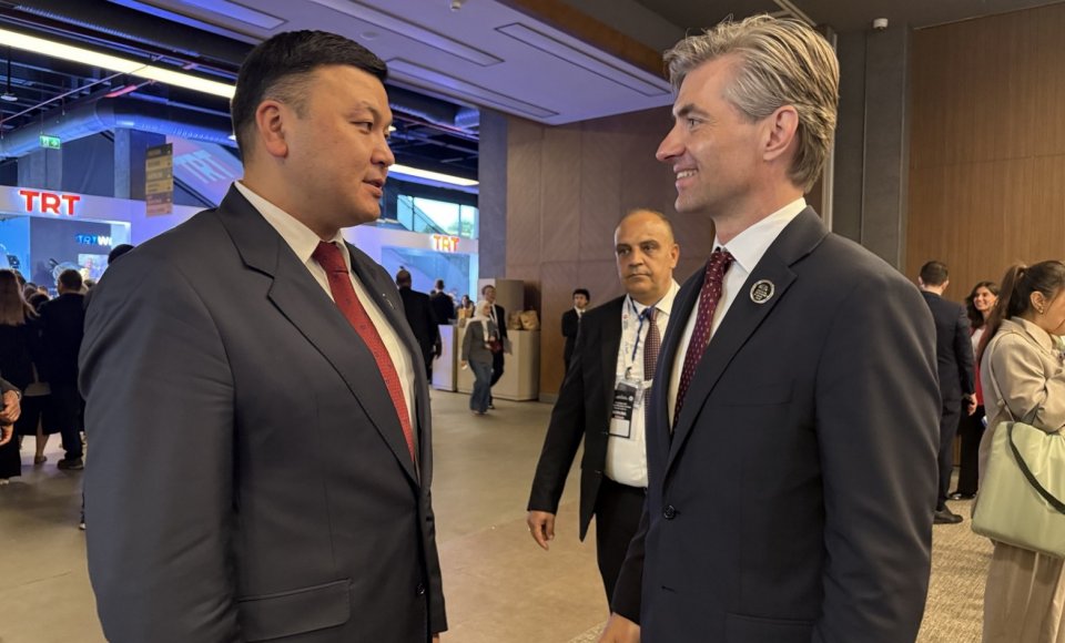 At the meeting with the Deputy Prime Minister of Kyrgyzstan, Budrys raised the issue of the name registration of the Tian Shan peaks, which were first summited by Lithuanian mountaineers