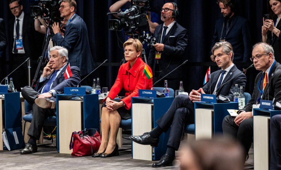 K. Budrys NATO susitikime: investicijos į gynybą ir ilgalaikė parama Ukrainai yra būtini Aljanso saugumui užtikrinti