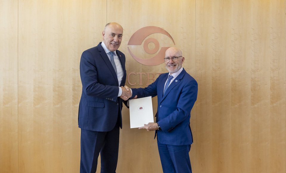 Ambasadorius K. Kudzmanas įteikė skiriamuosius raštus Visuotinio branduolinių bandymų uždraudimo...