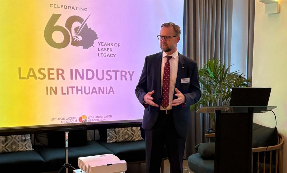Čekijoje surengtas Lietuvos fotonikos ir lazerių sektoriaus verslo delegacijos vizitas
